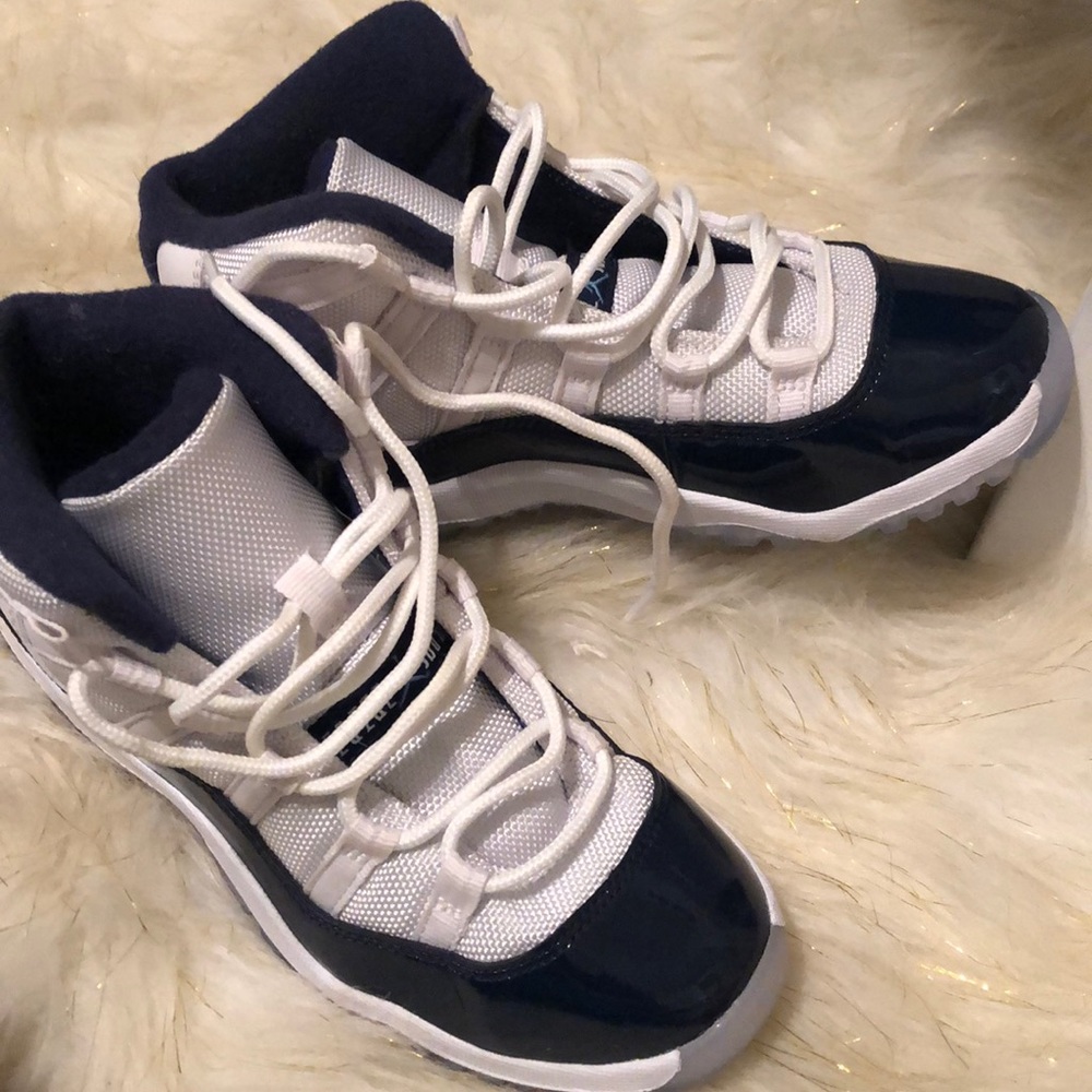 Brand new Jordan’s navy blue and white